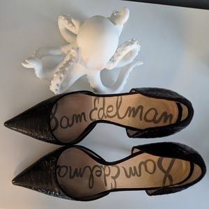 Sam Edelman black snake skin print leather pumps